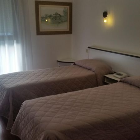 מלון SantʼAngelo Le Colombelle מראה חיצוני תמונה